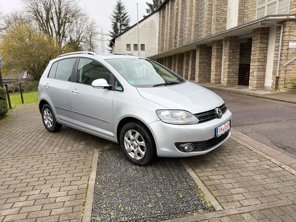 Gebraucht VW Golf Plus Cross Comfortline 105 PS (77 kW) 2010 Silber Van / Kleinbus