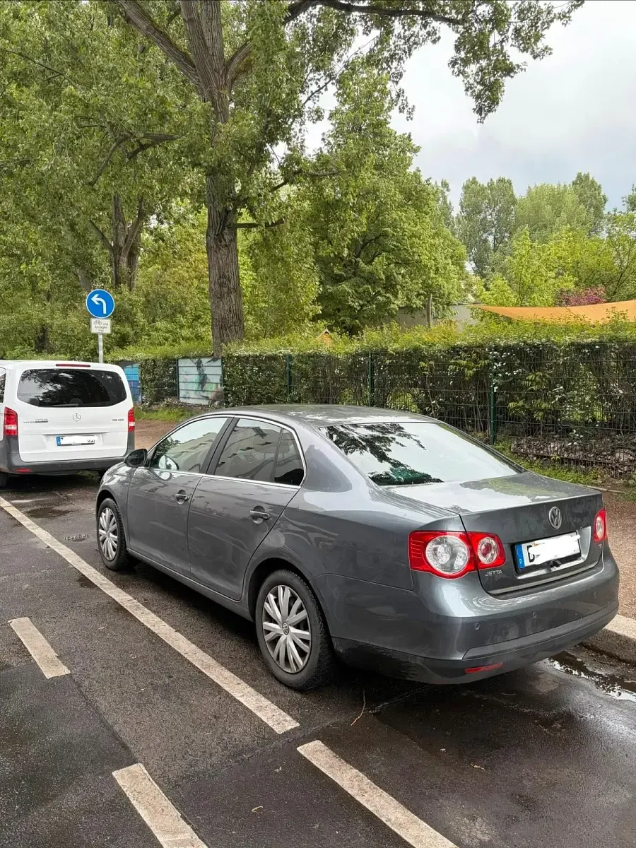 Gebraucht VW Jetta 140 PS (102 kW) 2007 Limousine