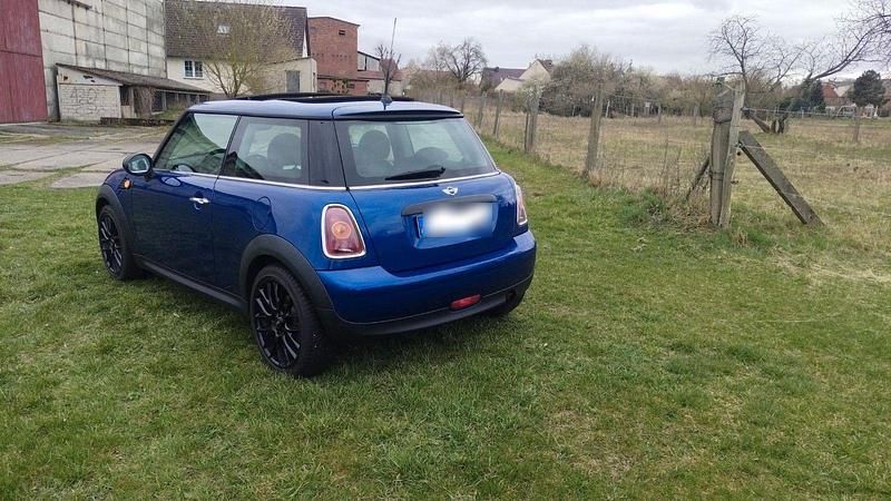 Gebraucht Mini Cooper 95 PS (69 kW) 2008 Blau Kleinwagen
