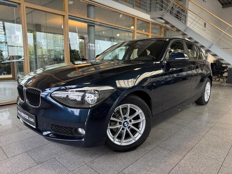 Midnight blue Gebraucht 2012 BMW 116 Kleinwagen | 8.250 € (Fairer Preis) - Bild 1/4
