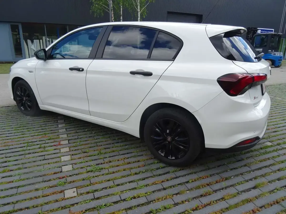 Gebraucht Fiat Tipo Street 95 PS (69 kW) 2019 Colore esterno (bianco(vr249) Kleinwagen