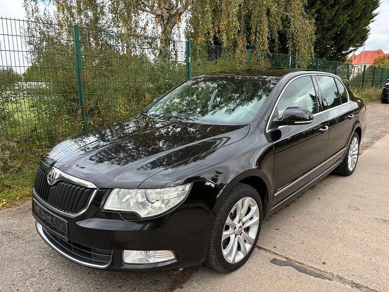 Gebraucht Skoda Superb Elegance 170 PS (125 kW) 2009 Schwarz Limousine
