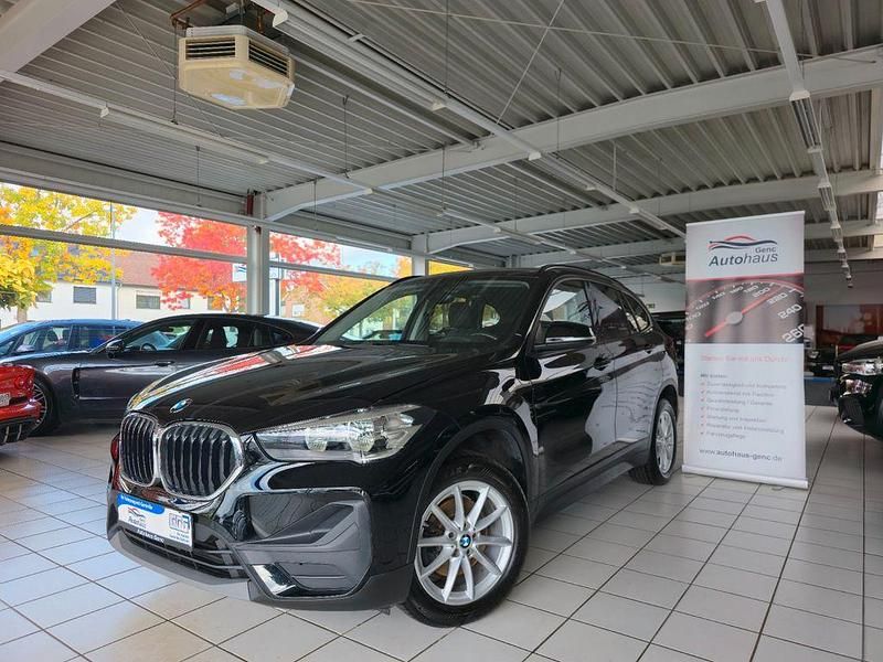 Schwarz ii Gebraucht 2021 BMW X1 Advantage SUV | 18.990 € (Etwas zu teuer) - Bild 1/4
