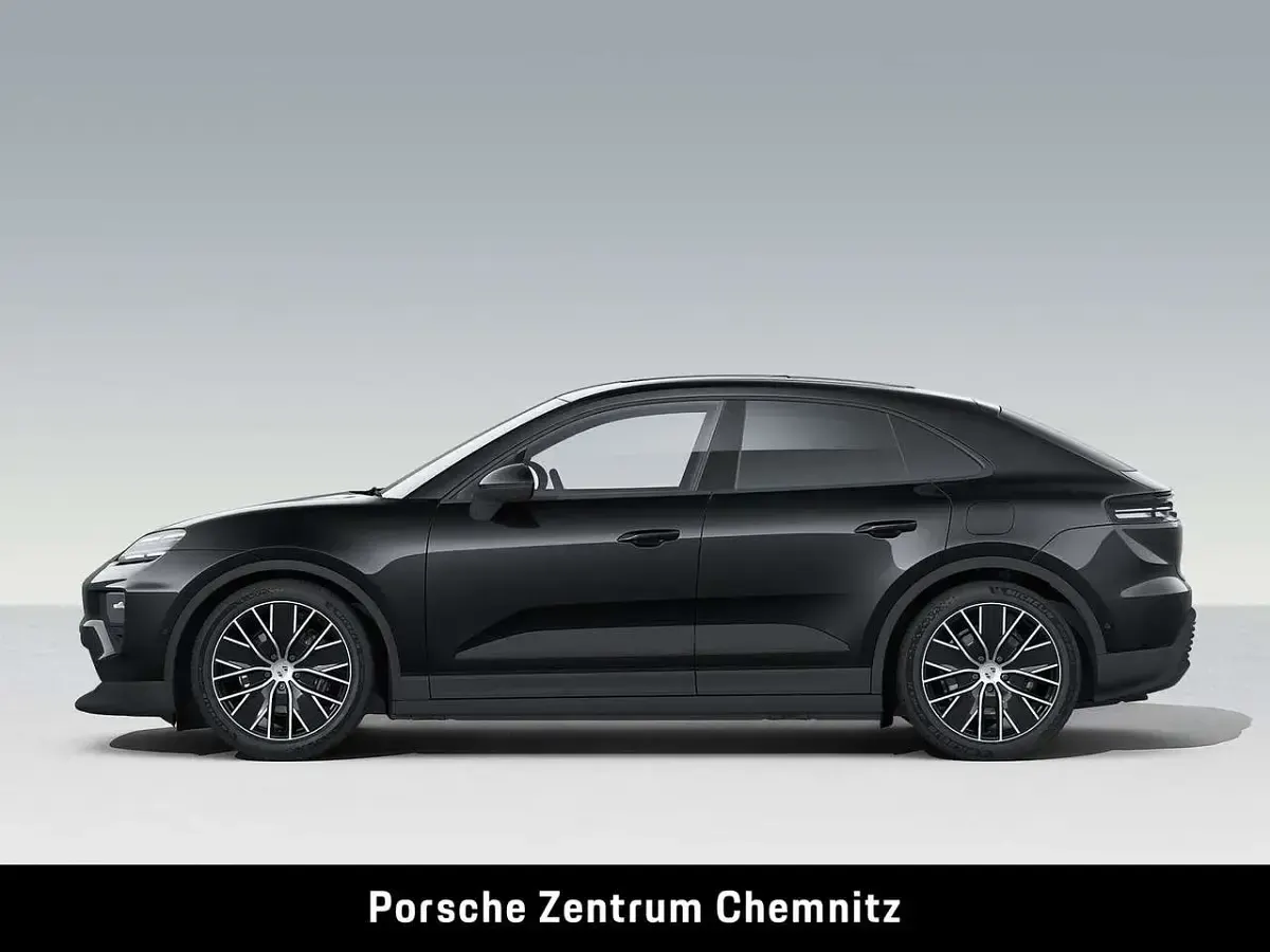 Neu Porsche Macan 4 Electric 300 kW (408 PS) 2026 Schwarz SUV