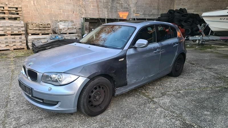 Gebraucht BMW 116 122 PS (89 kW) 2011 Grau Kleinwagen