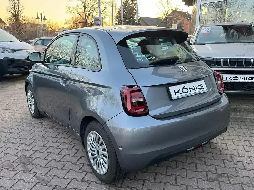 Second-hand Fiat 500e 86 kW (118 CP) 2023 Gri Hatchback