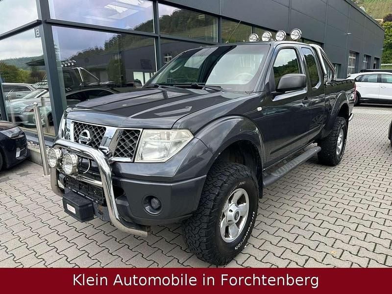 Graphitgrau mineraleffekt Gebraucht 2005 Nissan Navara Comfort Abholung | 8.990 € (Fairer Preis) - Bild 1/4