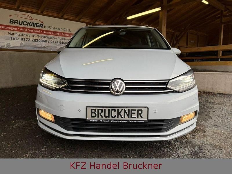 Gebraucht VW Touran Highline 190 PS (139 kW) 2018 Silber Van / Kleinbus