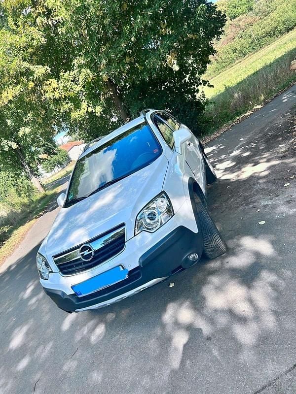Weiß Gebraucht 2010 Opel Antara SUV | 7.500 € (Fairer Preis) - Bild 1/4
