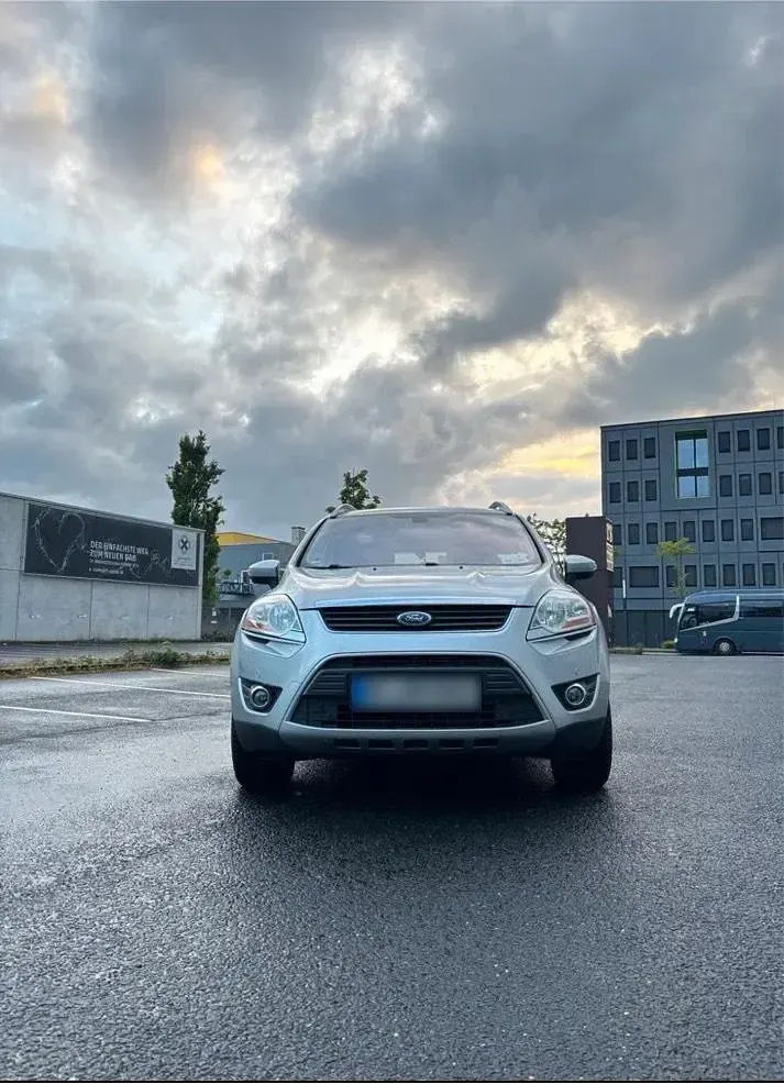 Gebraucht Ford Kuga 140 PS (102 kW) 2011 Grau SUV
