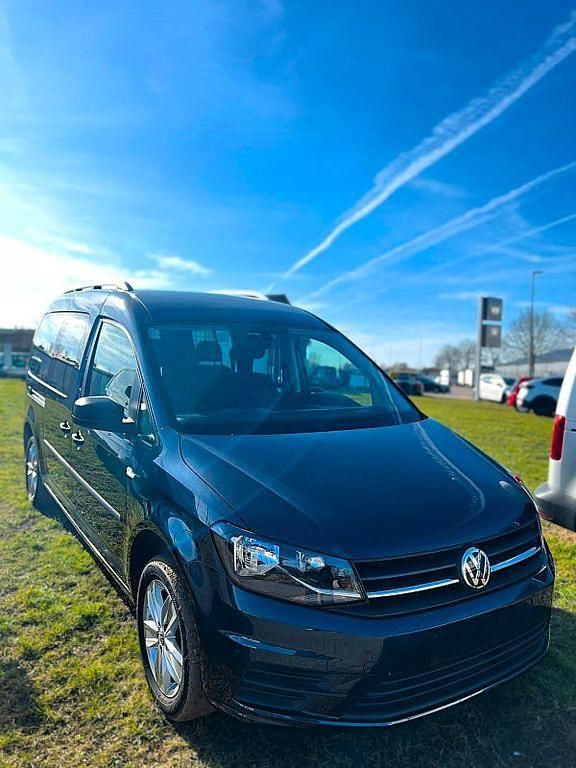 Gebraucht VW Caddy Maxi Conceptline 102 PS (75 kW) 2016 Blau Van / Kleinbus