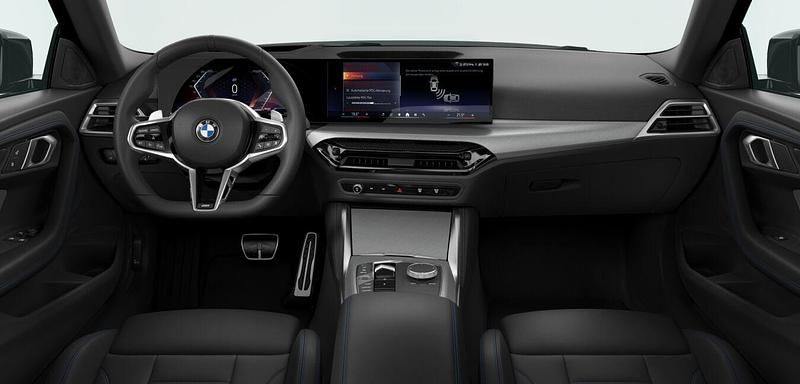 Schwarz Gebraucht 2025 BMW 220 Shadowline Coupé | 44.573 € (Fairer Preis) - Bild 1/2