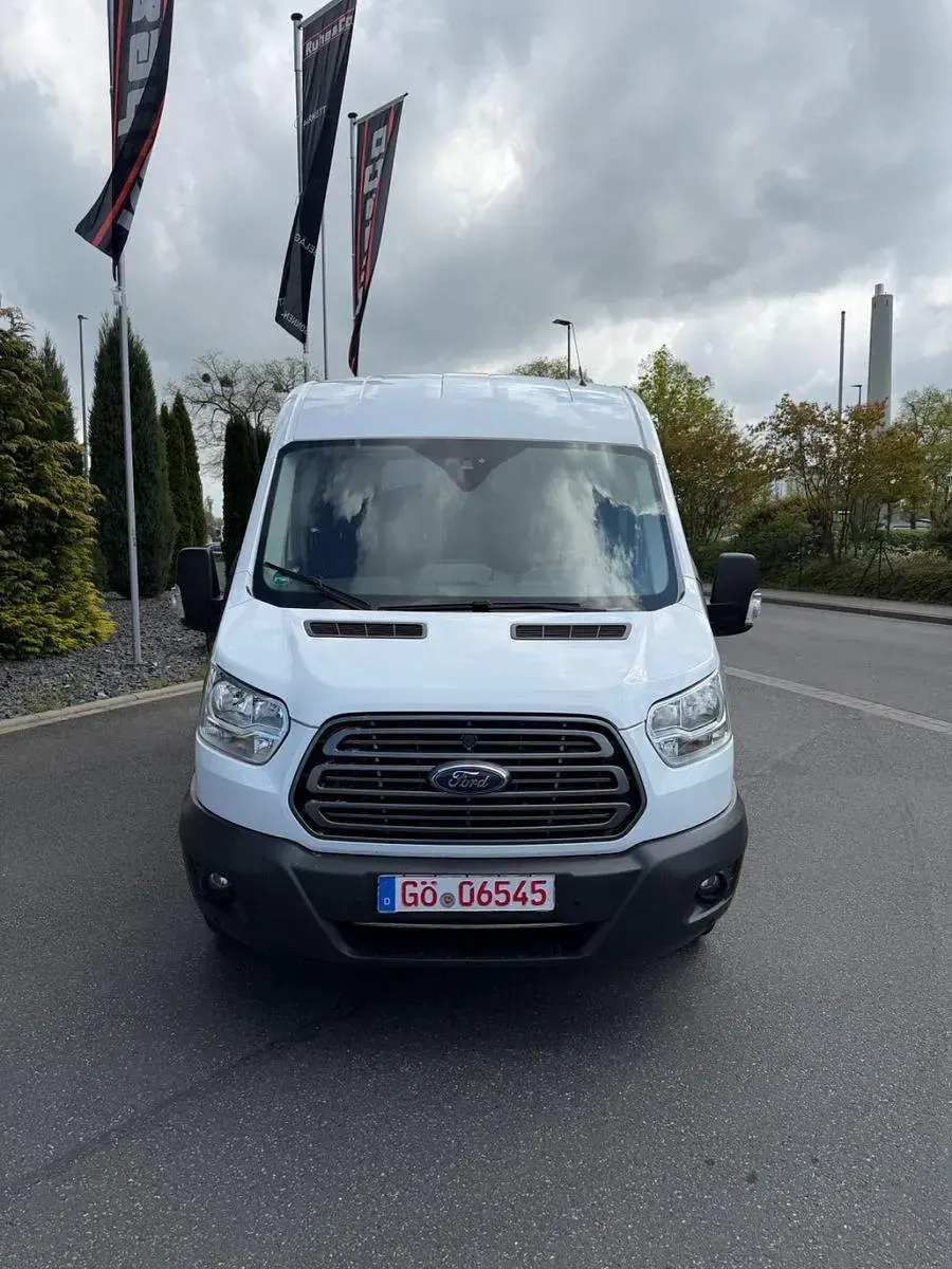 Occasion Ford Transit Trend 131 ch (96 kW) 2019 Blanc Break