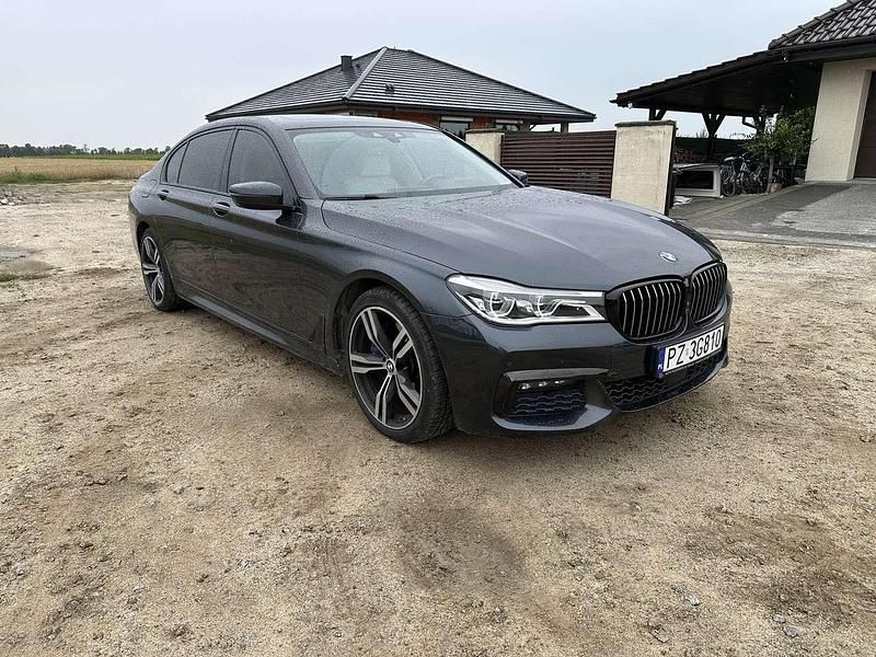 Gebraucht BMW 750L Exclusive 449 PS (330 kW) 2016 Limousine