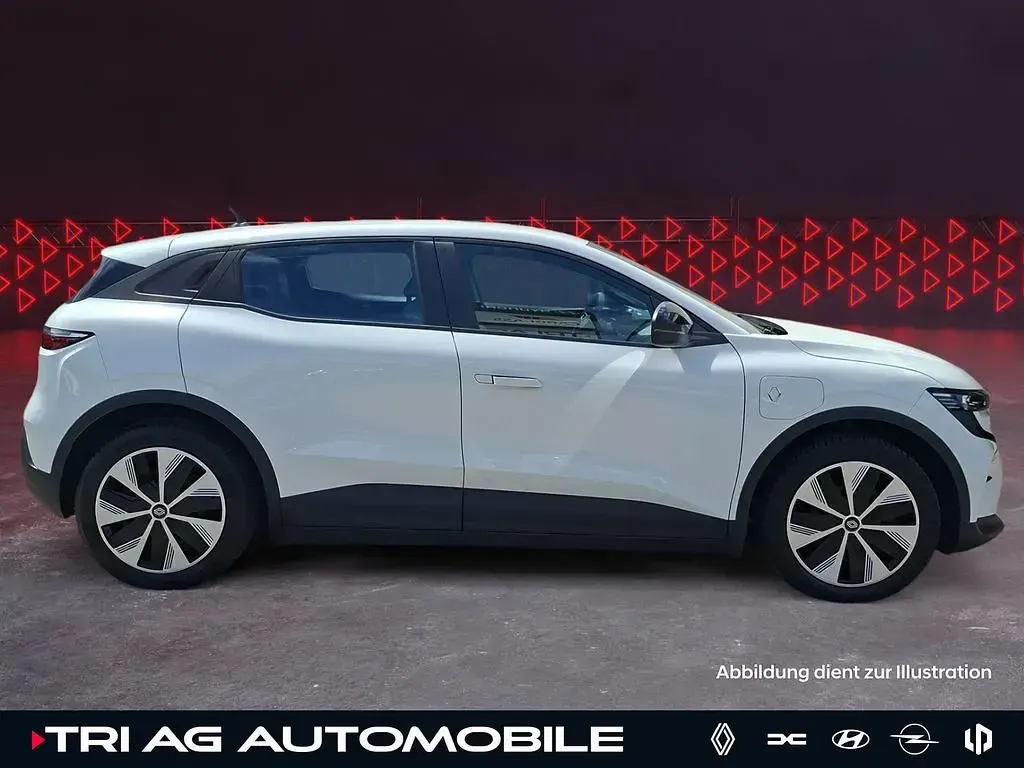 Gebraucht Renault Megane E-Tech Evolution 96 kW (131 PS) 2022 Weiß Limousine