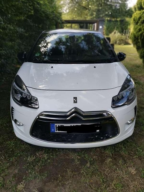 Gebraucht Citroën DS3 So Chic 120 PS (88 kW) 2015 Weiß Limousine
