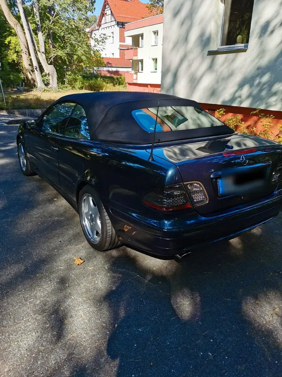Gebraucht Mercedes CLK200 163 PS (119 kW) 2001 Andere farben Cabrio