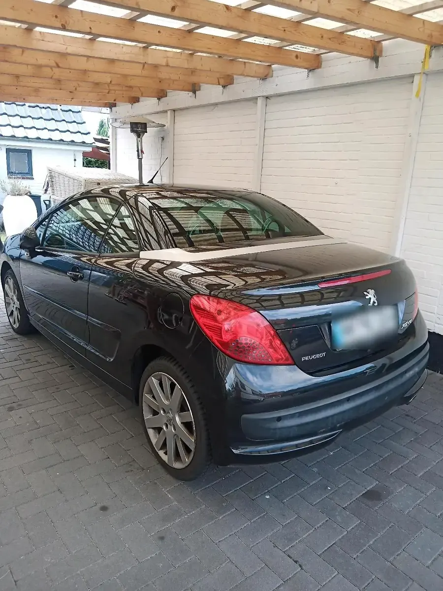 Gebraucht Peugeot 207 CC 120 PS (88 kW) 2008 Schwarz Cabrio