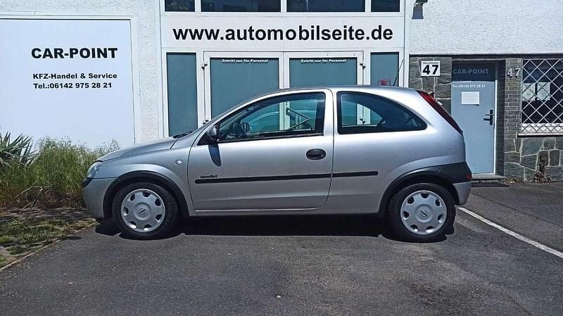 Gebraucht Opel Corsa Comfort 75 PS (55 kW) 2000 Silber Kleinwagen