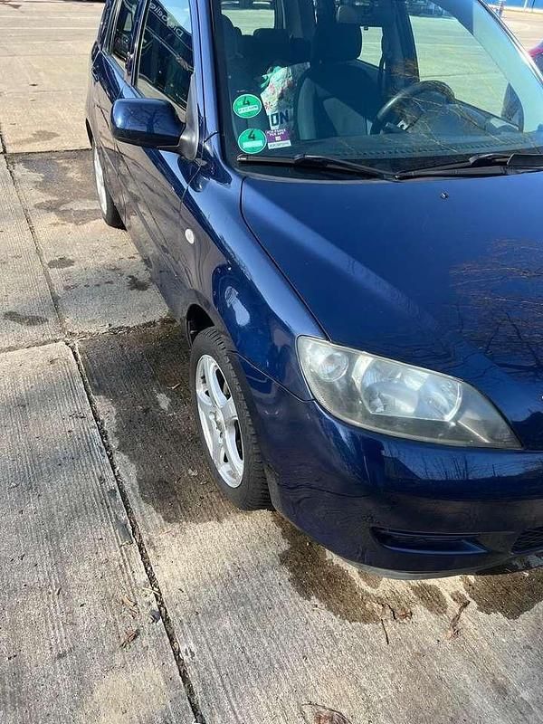 Second-hand Mazda 2 Active 80 CP (58 kW) 2005 Albastru Hatchback