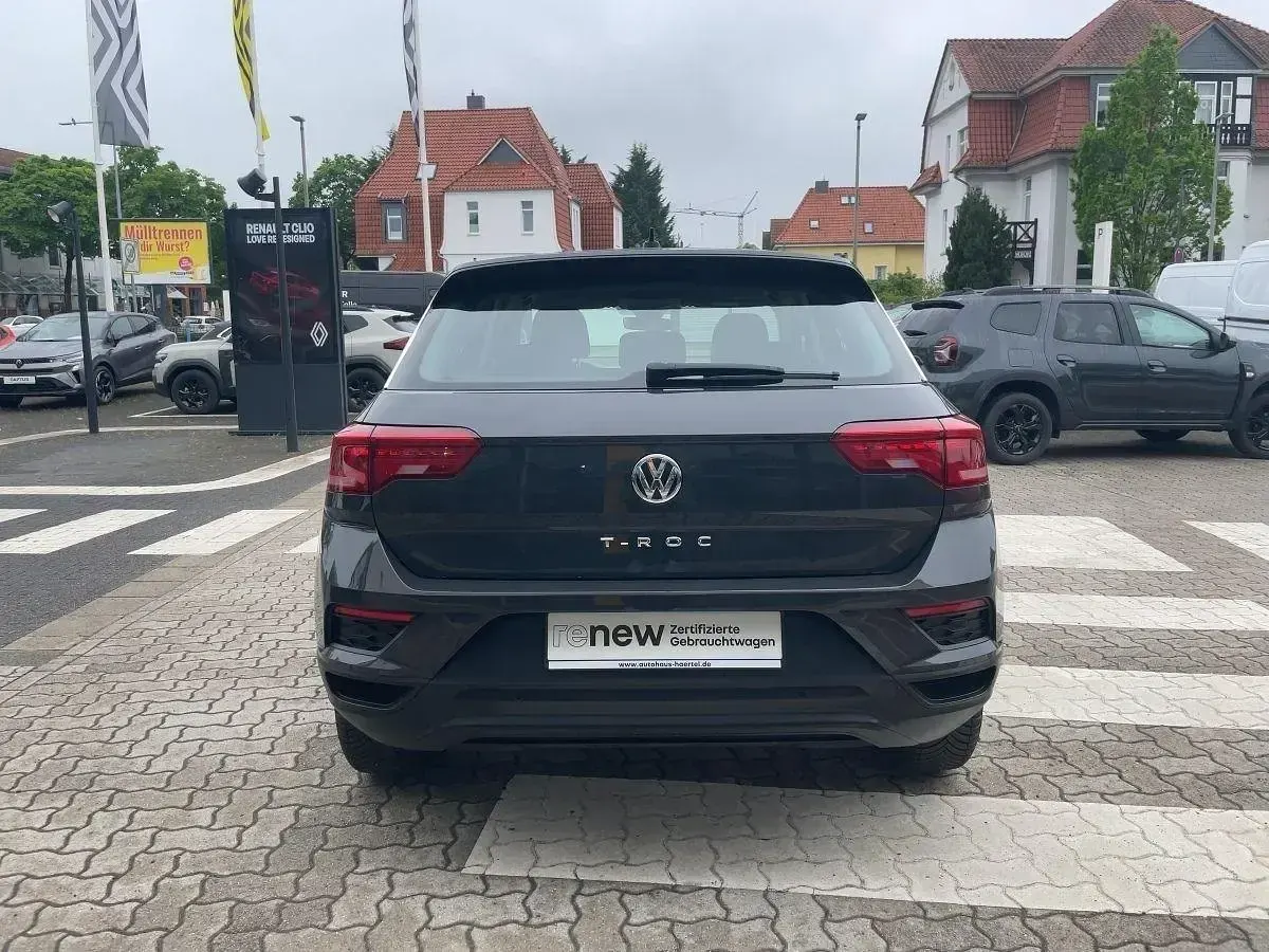 Gebraucht VW T-Roc 116 PS (85 kW) 2019 Uranograu, uranograu (grau) SUV