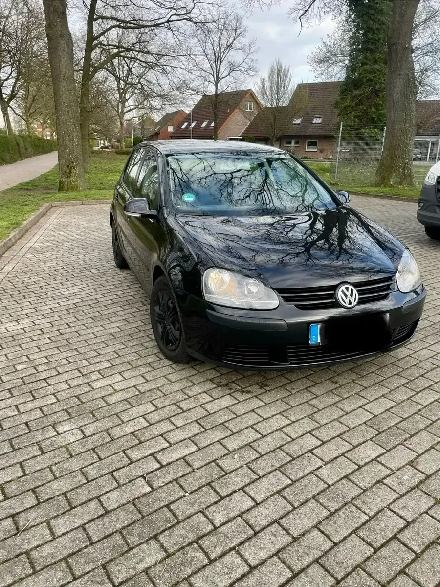 Gebraucht VW Golf V 75 PS (55 kW) 2003 Schwarz Kleinwagen