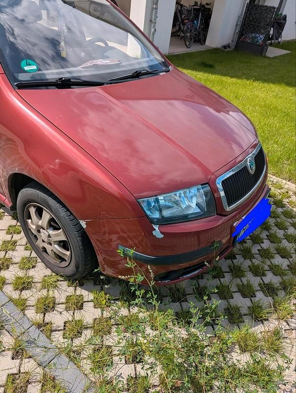 Rot Gebraucht 2005 Skoda Fabia Kleinwagen | 500 € (Superpreis) - Bild 1/4