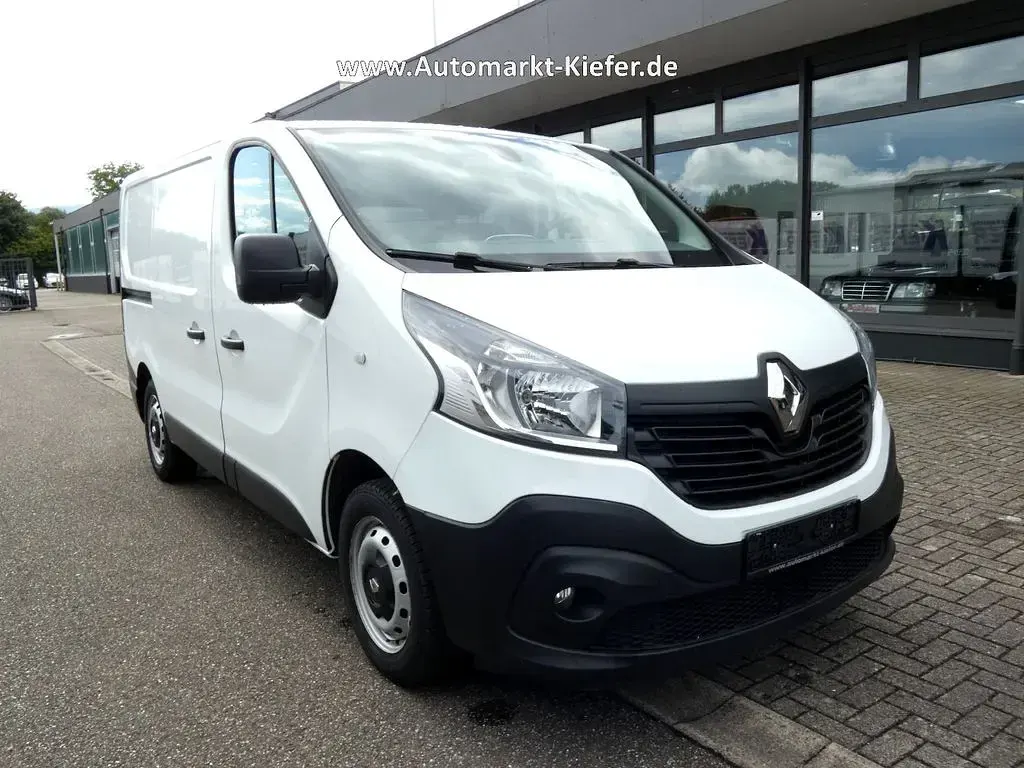 Gebraucht Renault Trafic 125 PS (91 kW) 2019 Weiß Van / Kleinbus