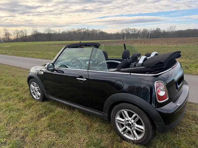 Gebraucht Mini One Cabriolet 98 PS (72 kW) 2015 Schwarz Cabrio