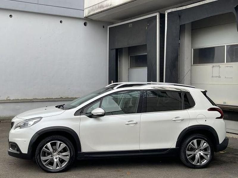 Gebraucht Peugeot 2008 Allure 131 PS (96 kW) 2018 Weiß SUV