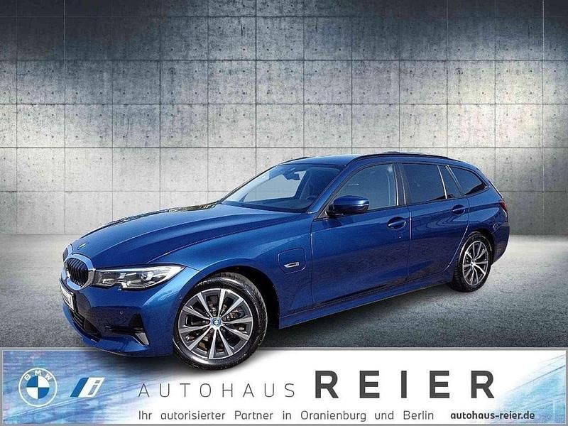 Phytonicblau Gebraucht 2022 BMW 320e Kombi | 27.500 € (Fairer Preis) - Bild 1/4