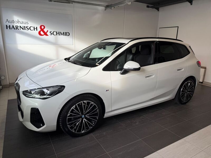 Gebraucht BMW 220 M Sport 170 PS (125 kW) 2024 Weiß Kombi