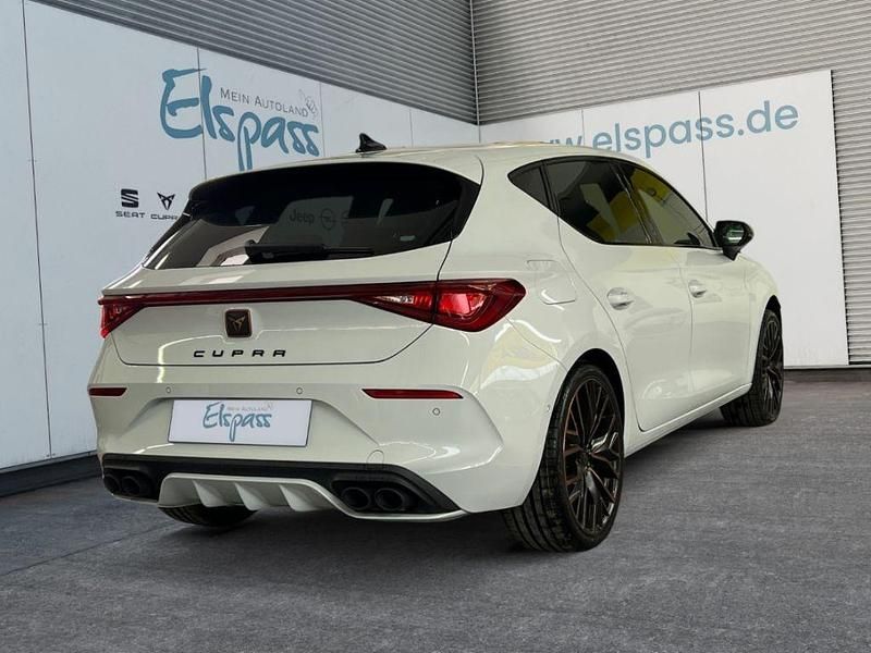 Gebraucht Cupra Leon VZ 300 PS (220 kW) 2024 Weiss Limousine