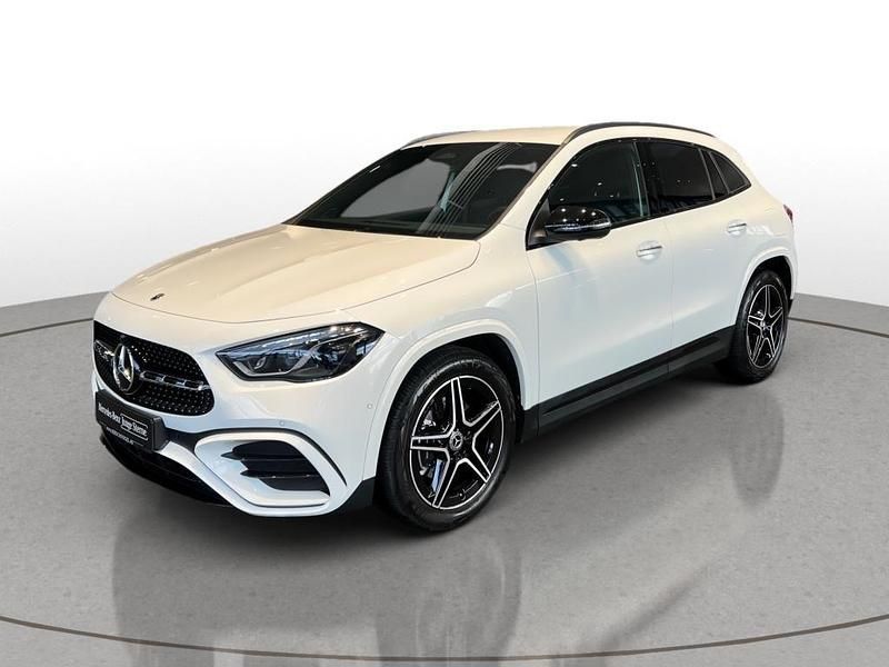 Gebraucht Mercedes GLA200 AMG line 163 PS (119 kW) 2025 Unilack polarweiß SUV