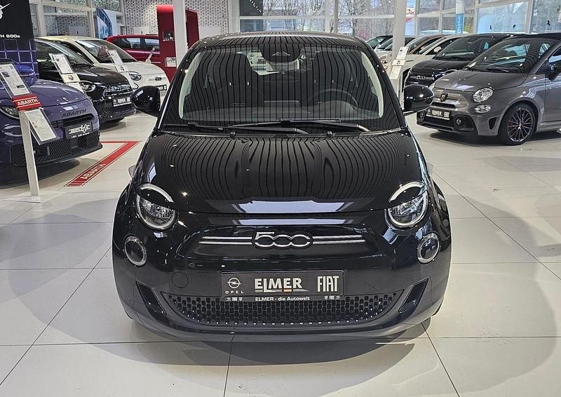 Gebraucht Fiat 500e Action 69 kW (95 PS) 2022 Schwarz Limousine