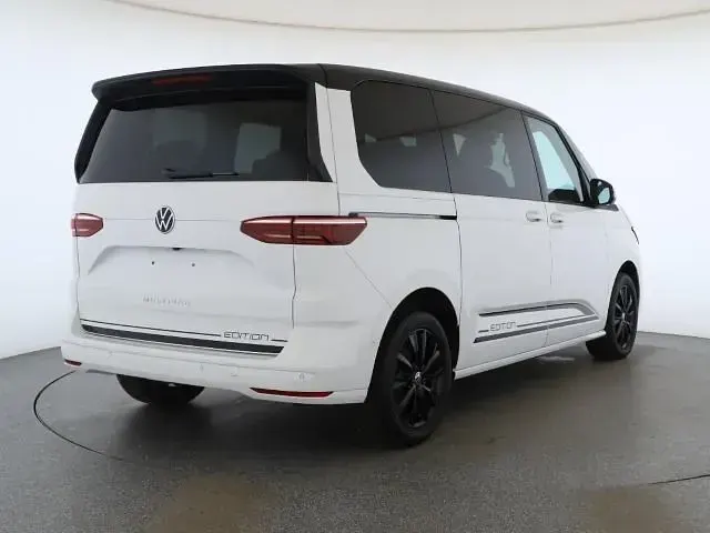 Gebraucht VW Multivan Edition 150 PS (110 kW) 2025 Weiß Van / Kleinbus