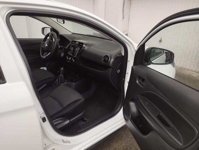 Gebraucht Mitsubishi Space Star Select 71 PS (52 kW) 2022 Weiß Kleinwagen