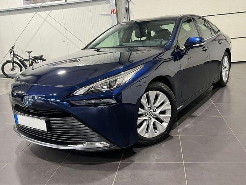 Blau Gebraucht 2021 Toyota Mirai Limousine | 12.995 € (Etwas zu teuer) - Bild 1/4