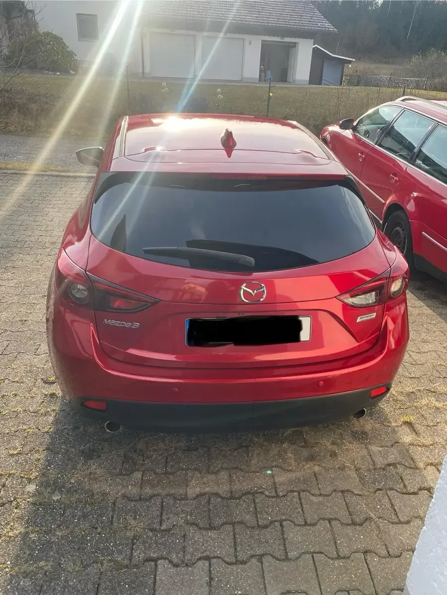 Gebraucht Mazda 3 150 PS (110 kW) 2013 Rot Kleinwagen