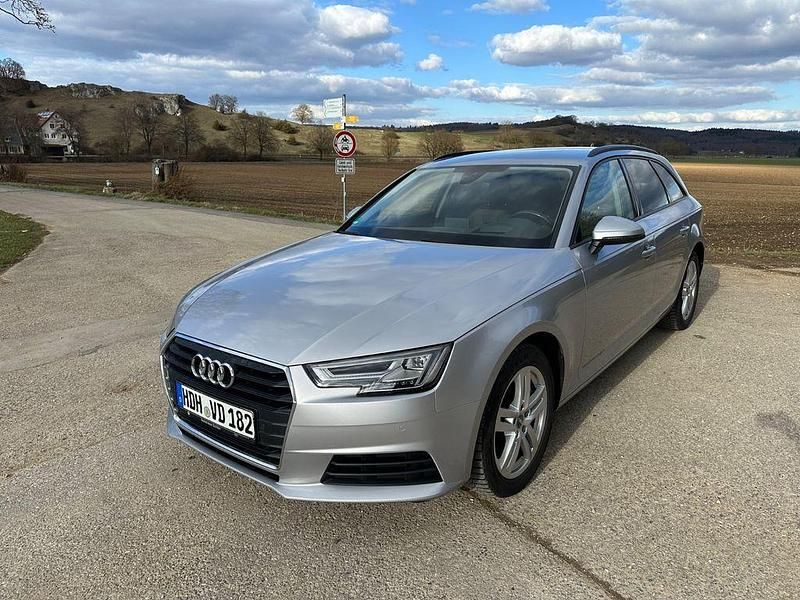 Gebraucht Audi A4 Ambiente 190 PS (139 kW) 2016 Silber Kombi