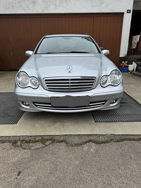 Gebraucht Mercedes C200 123 PS (90 kW) 2006 Silber Kombi