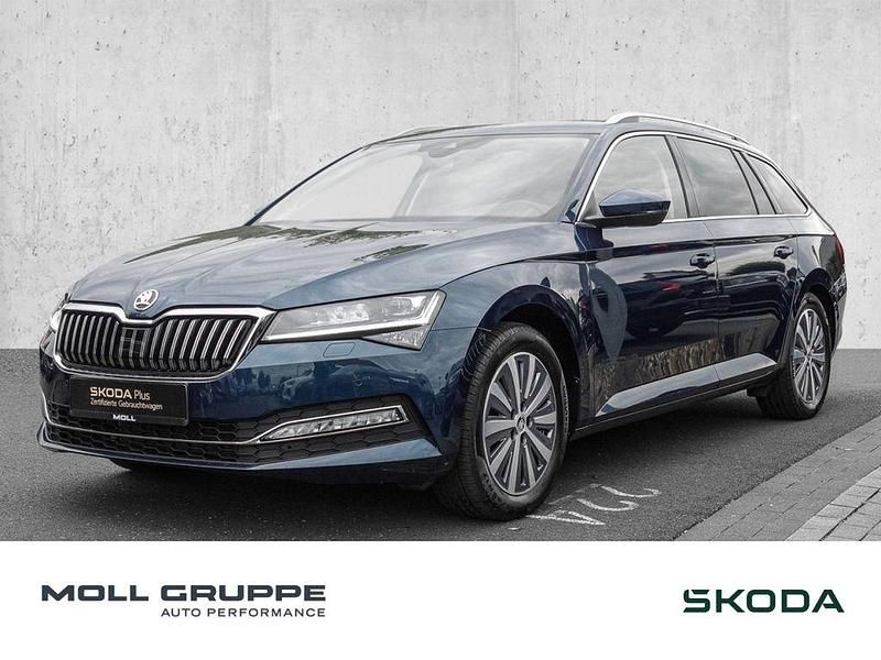 Blau Gebraucht 2021 Skoda Superb Style Kombi | 28.250 € (Guter Preis) - Bild 1/4