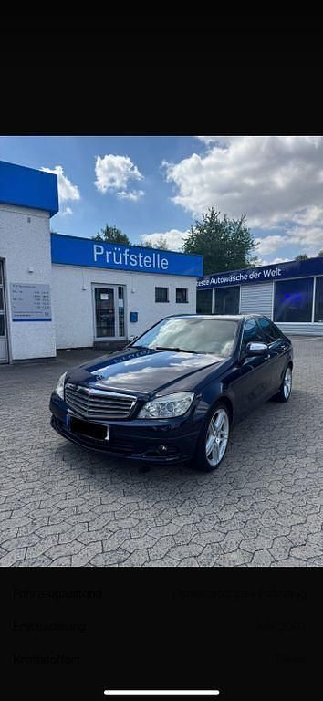 Blau Gebraucht 2007 Mercedes C220 Limousine | 7.700 € (Etwas zu teuer) - Bild 1/4