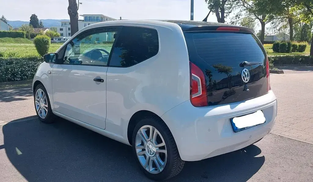 Gebraucht VW up! high up! 60 PS (44 kW) 2013 Weiß Kleinwagen