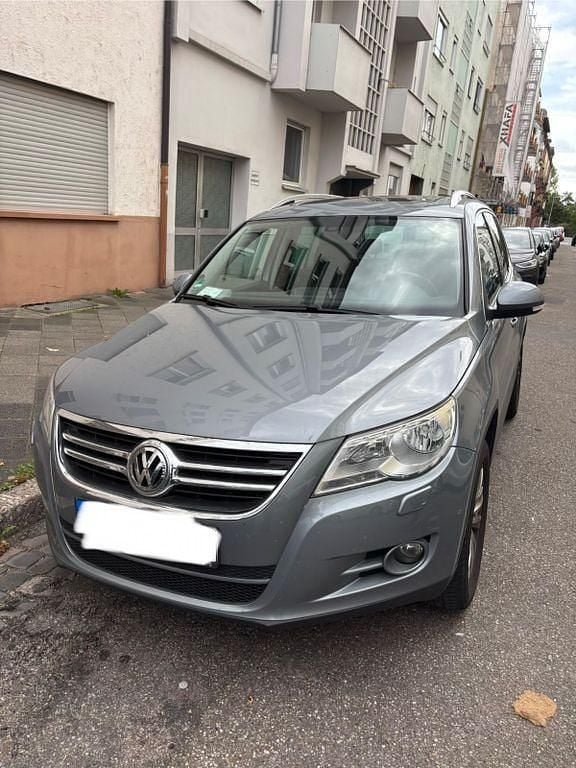 Silber Gebraucht 2008 VW Tiguan SUV | 5.490 € (Superpreis) - Bild 1/4
