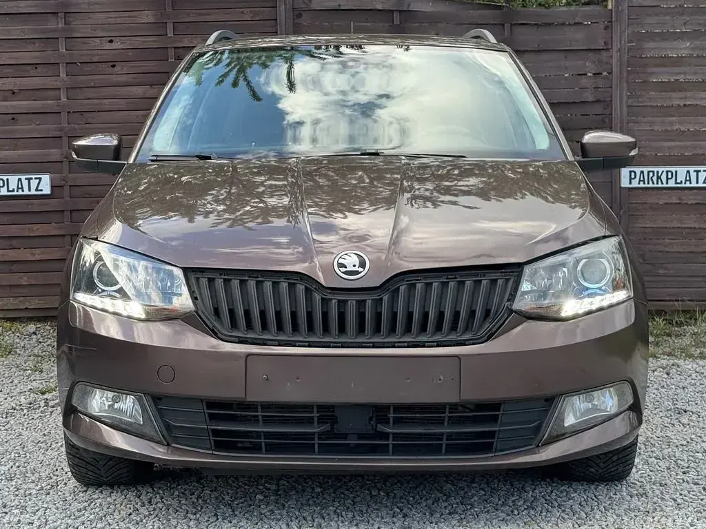 Gebraucht Skoda Fabia Ambition 90 PS (66 kW) 2015 Braun Kombi