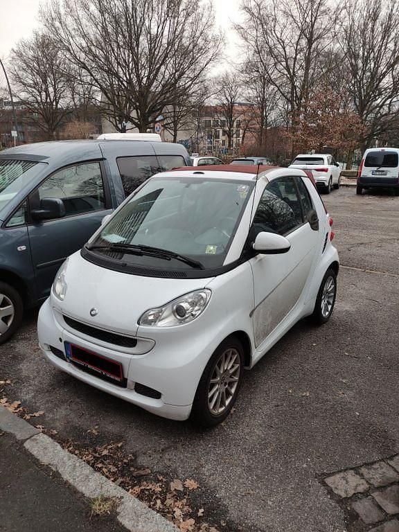 Gebraucht Smart ForTwo Cabrio 61 PS (44 kW) 2012 Weiß Cabrio