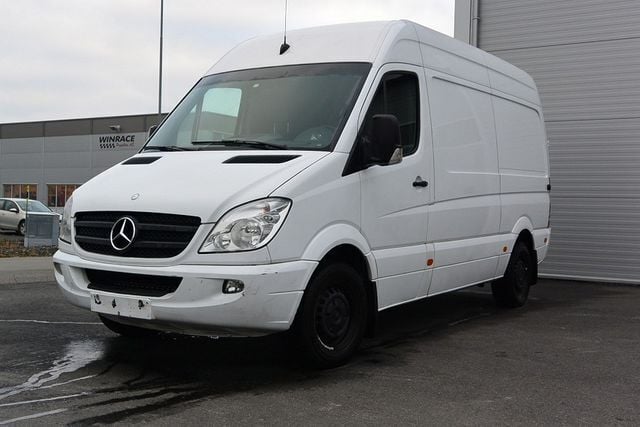 Weiß metallic Gebraucht 2007 Mercedes Sprinter Van | 6.799 € (Superpreis) - Bild 1/4