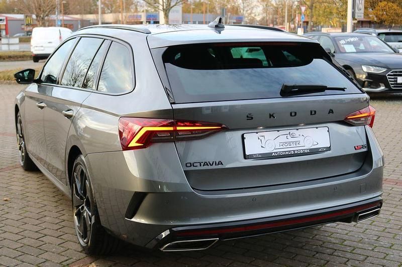 Gebraucht Skoda Octavia RS 200 PS (147 kW) 2024 Grau Kombi