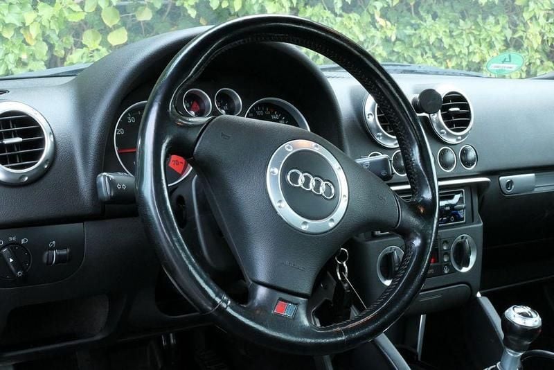 Gebraucht Audi TT Sport 179 PS (131 kW) 2000 Silber Coupé